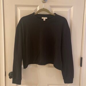 Topshop cropped sweatshirt. Size 4-6 (S). Black